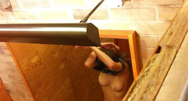 Gangbang ກັບໂສເພນີທີ່ຖືກເຊີນ.