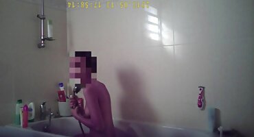 Brunette Busty ໃຫ້ກົ້ນທີ່ຈະໄດ້ຮັບການ mauled. ກົ້ນອາວຸໂສ.