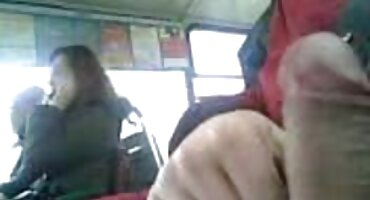 Regina ອຸດົມສົມບູນດ້ວຍເຄື່ອງສັ່ນ.