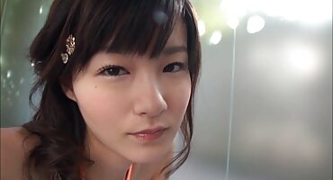 Grandpa ດູດ cock ໃນສະປາ.