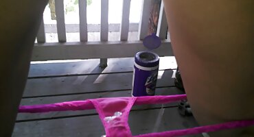 Leela ດາວໂກງຜົວຂອງນາງດ້ວຍ coroner.