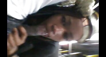 ໃຫ້ຄວາມມ່ວນທາງຮູທະວານແກ່ແມ່ຍິງໄຂມັນ.