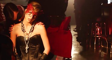 Alana Cruz ປ່ອຍໃຫ້ຕົນເອງໄດ້ຮັບການ fucked.