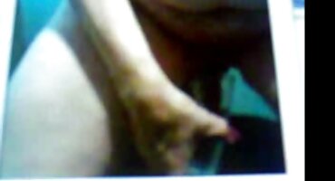 ເດັກຍິງສີຂາວແມ່ນມຸ່ງຫມັ້ນທີ່ຈະມີການຮ່ວມເພດ interracial.