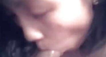 Anie Darling ມີເພດສໍາພັນໃນອາຫານເຊົ້າ.