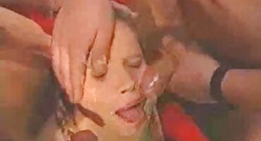 ລັດເຊຍໄດ້ຮັບ cum ໃນຂາຂອງນາງ.