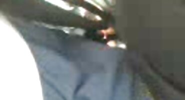 Michelle Anderson fucks ຜູ້ຊາຍຢ່າງລັບໆຈາກພໍ່ຂອງນາງ.