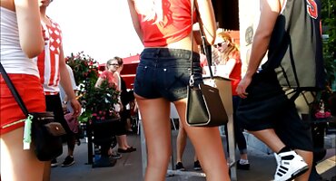 ເຕົ້ານົມທີ່ສວຍງາມ