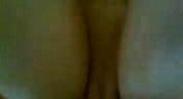 ນາງ masturbates ປະທັບໃຈ.