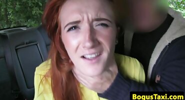 ຕື່ນເຕັ້ນເດັກຍິງສໍາລັບການຮ່ວມເພດຍິງມັກແມ່.