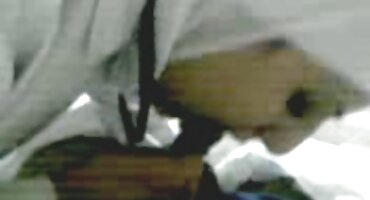 Bitches ເຊີນເພື່ອນບ້ານໄປ fuck ແລະ Hallo Hall