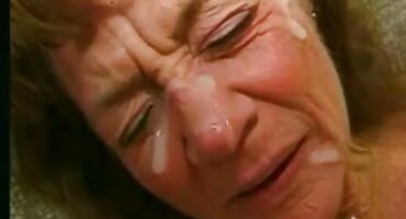 ຄິວບາໃນຖົງຕີນສີດໍາ. ຂາ cock ນິ້ວມື.