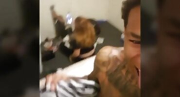 Clara Mia ໄດ້ຮັບ fucked ໃນວັນທໍາອິດ.