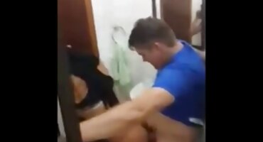 ບາບ ohnn ບາບບາບ fucks ສອງແມ່ບ້ານ.