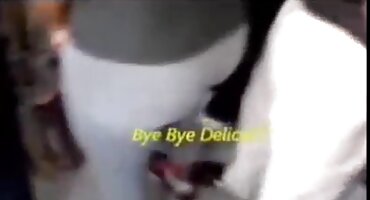 Stepmom ມີເພດສໍາພັນກັບຜູ້ຊາຍໃນຫ້ອງນ້ໍາ.