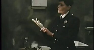 Adrian hash ເລຍ cock ແລະກົ້ນຂອງລາວກັບລີ້ນຂອງລາວ.