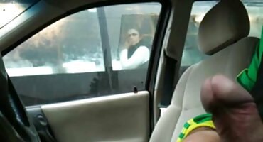 ຜູກມັດເດັກຍິງທີ່ມີ pigtails ແລະ fucked. Fucked ຈາກທາງຫລັງຂອງ Pussy ໄດ້