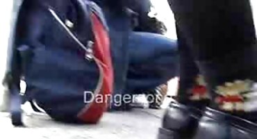 ນັກວິຊາການຫ້ອງທົດລອງ fucks ຫົວຂໍ້ການທົດສອບໃນຮູທະວານ.