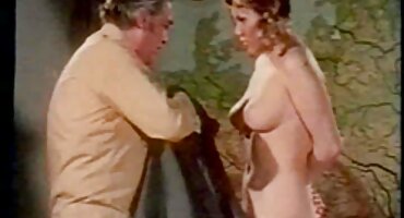 ຝູງຊົນຂອງ negroes ເຮັດໃຫ້ inkwell ເປັນວົງມົນ.