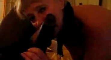 ແມ່ຍິງໄຂມັນດູດແລະໄດ້ຮັບ cum ສຸດ tits ໃຫຍ່.