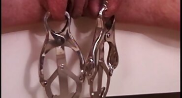 ແມ່ຍິງດູດ pussy.