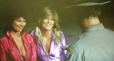 ຂ້ອຍ masturbated pussy ຂອງຂ້ອຍດ້ວຍນິ້ວມືຂອງຂ້ອຍ.