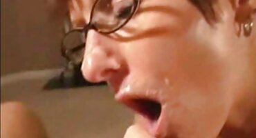 ຮັກກັບຄົນຝຣັ່ງແລະ fuck ກັບລາວ.