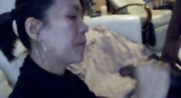 ເດັກຍິງມີເພດສໍາພັນກັບແຟນ.