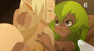 ຄູຝຶກສອນ fucks ຜູ້ຊາຍຢູ່ໃນຫ້ອງ locker ໄດ້.