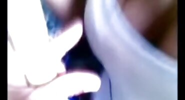 Messing ກັບ cock ສີດໍາຂະຫນາດໃຫຍ່.