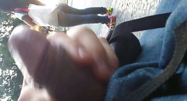 Kendra spade ຮ້ອງໄຫ້ແລະ pisses ຈາກ fucks.