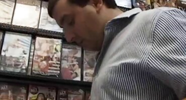 ຂ້າພະເຈົ້າເພີ່ມສິ່ງເສບຕິດທີ່ເຕັມໄປດ້ວຍ 18 year old pussy.