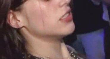 Lilu Moon ມີເພດສໍາພັນປະລິນຍາຕີ.