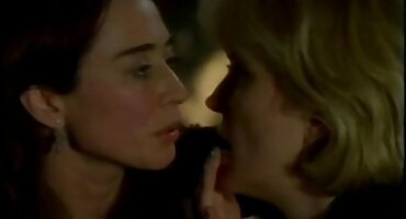 ສາວໄຂມັນ gagged fucked.