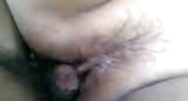 ຄູ່ຜົວເມຍໃນຄວາມຮັກ fucking. Fucked ຈາກທາງຫລັງ