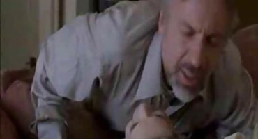 Carmela Clutch ລ້າງລົດແລະຂັດ cock ຂອງເຈົ້າ.