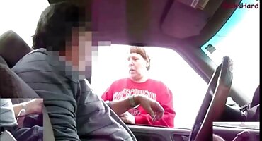 Ebony ripped ກາງເກງແຟນຂອງລາວແລະ fucked.