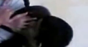 Sb bil a ມີເພດສໍາພັນທາງດ້ານອາລົມກັບຜູ້ຊາຍສີດໍາ.