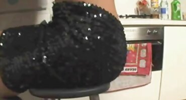 ຜິວເນື້ອສີຂາວໄດ້ຮັບປະສົບການໃນການຮ່ວມເພດກັບຜູ້ຊາຍດຳ.