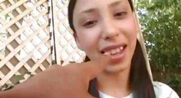 ໂຄລໍາເບຍໂກງຜົວກັບເພື່ອນບ້ານ.