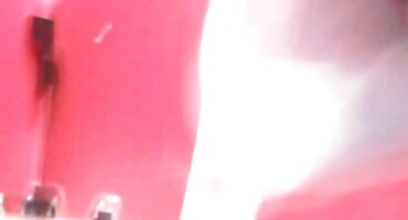 Bella Luna ດ່ວນຕ້ອງການ cock ໃນປາກຂອງນາງ.