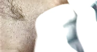 ສາມງາມກັບເດັກຍິງ bikini.