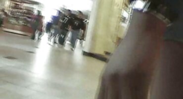 Redhead ໄດ້ຮັບການຕິດກັບ fuck ກັບ Negritos.