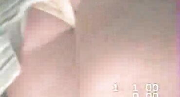 ນັກຮຽນທີ່ມີແວ່ນຕາ fucking ກັບຜູ້ຊາຍຢູ່ໃນຫໍພັກ.