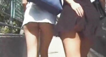 ນາງມີເພດສໍາພັນກັບນັກກິລາ.